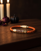 Coffret Orange is the new Gold : bracelet cuir orange tressé DLC Gold, perle dentelle d'argent 925 doré et titane pourpre